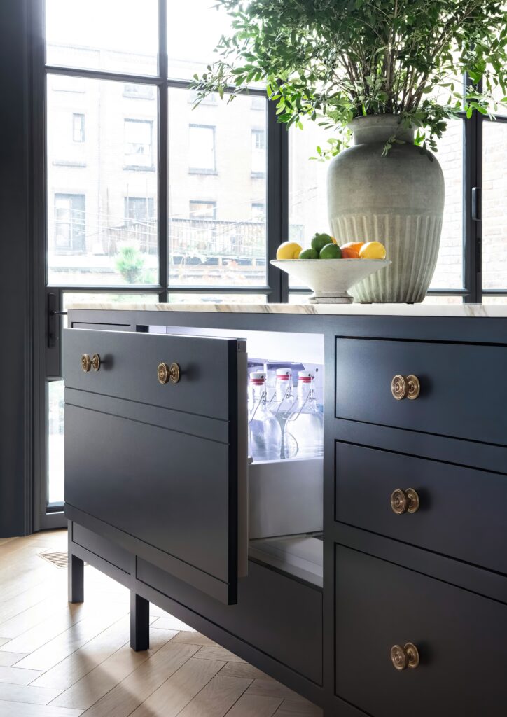 space-saving cabinet